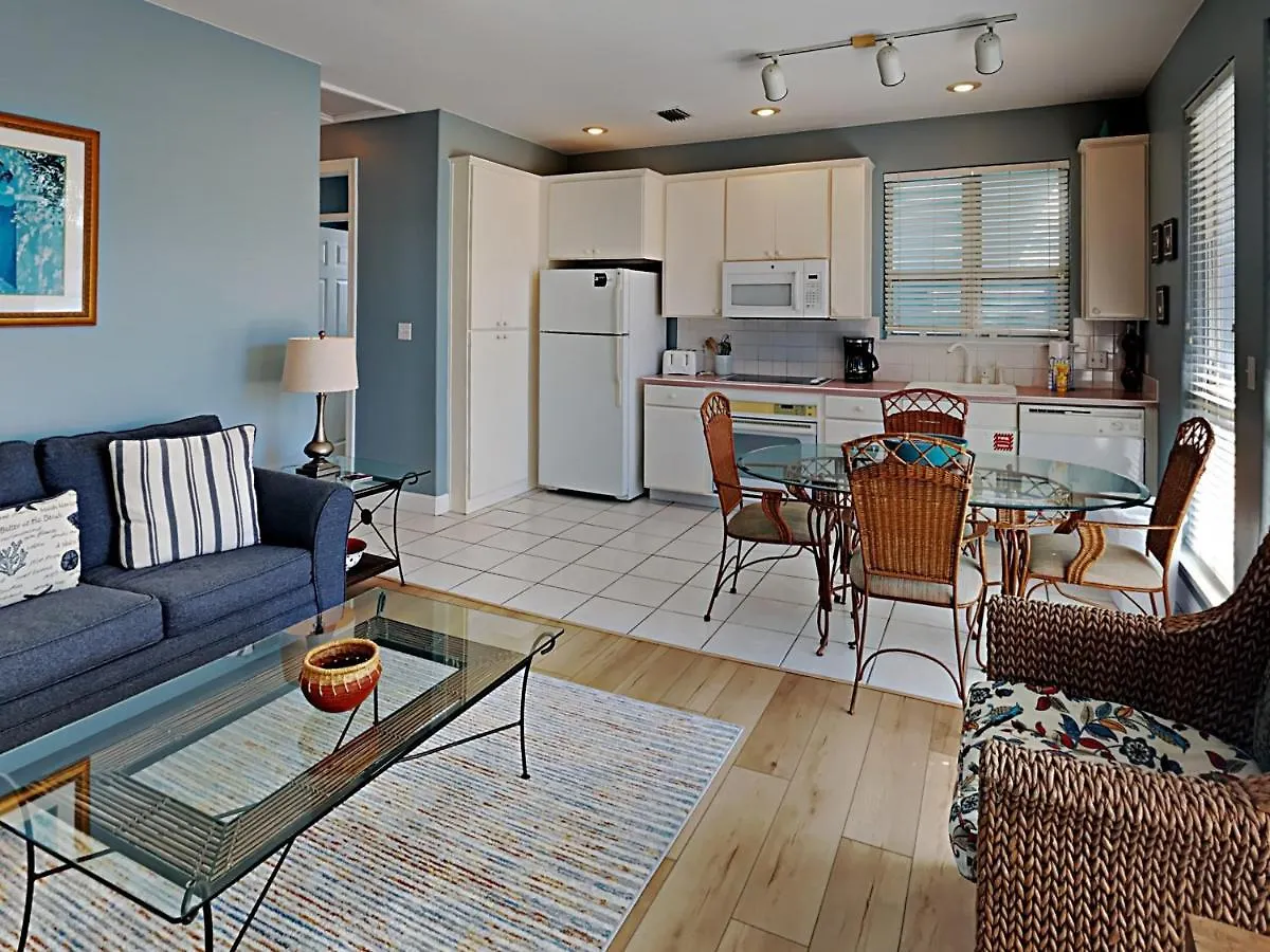 Destiny Beach Villas #10A شقة